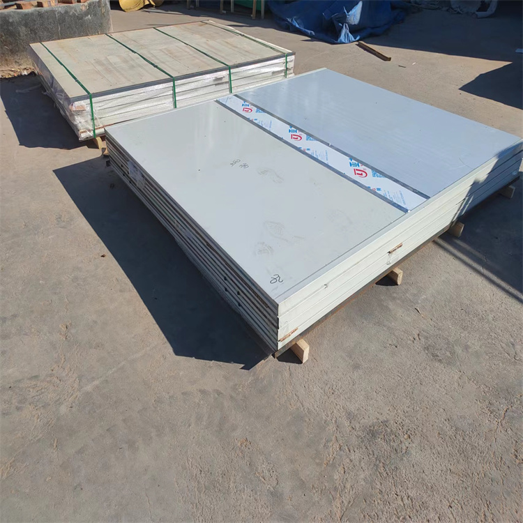 临沧铅门与气密门的区别