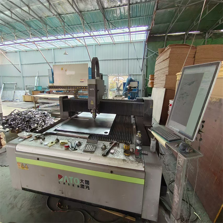 临沧创新引领,品质卓越:宏标公司推出新一代高性能铅板产品